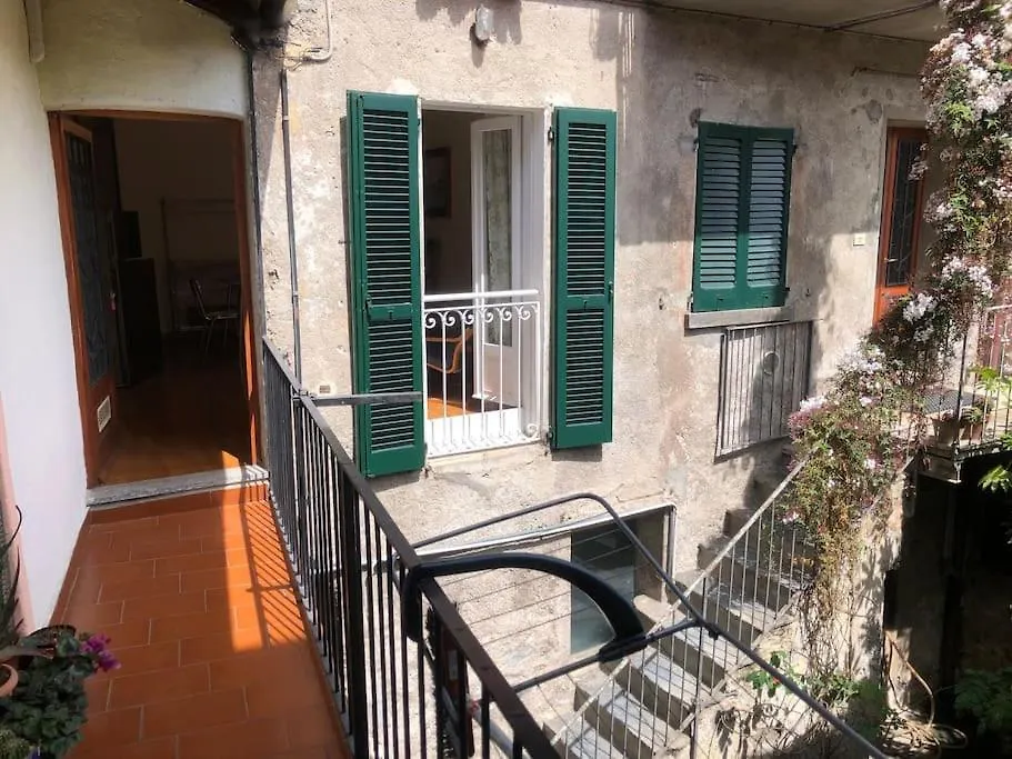 La Casa Nel Cortile Apartment Mandello del Lario